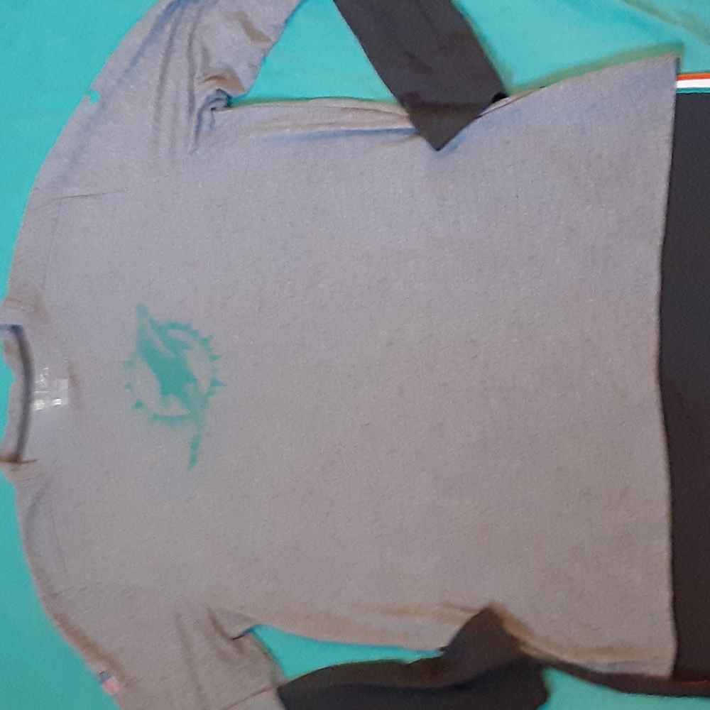 NFL DOLPHINS GRAY AND BLACK SHIRT, XL